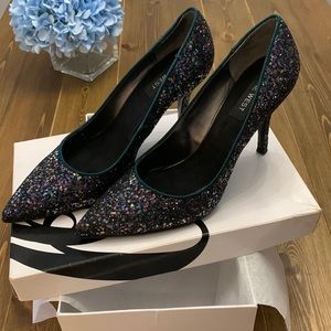 Nine West flax sequin dress pumps. Excellent Condition. 8-1/2 M.